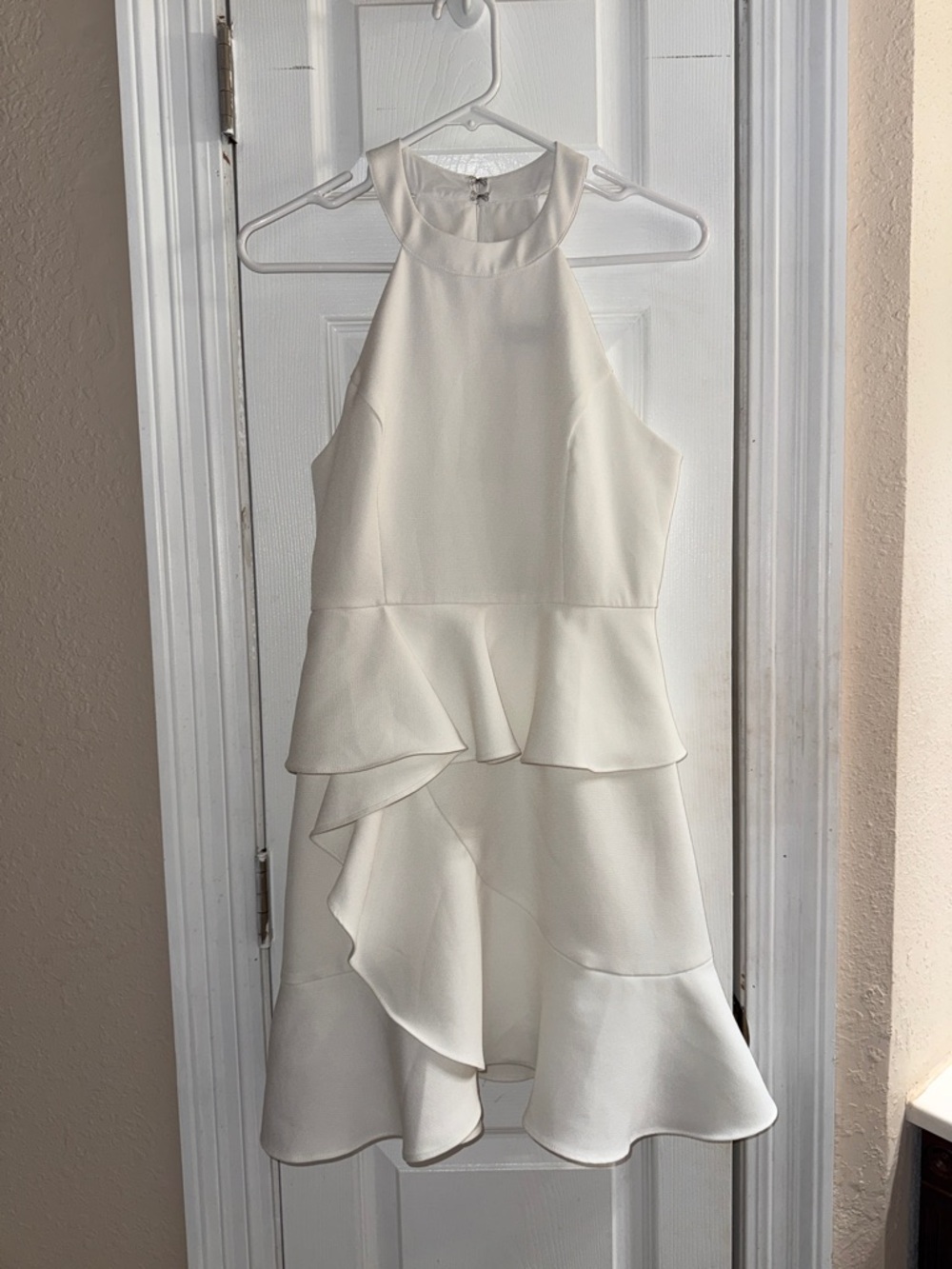 DO+BE Size Small White Halter Dress with Ruffle Skirt